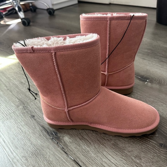 Time and Tru Pink Winter Boots - Picture 2 of 8